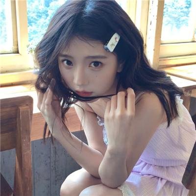 姹紫嫣红碧绿波